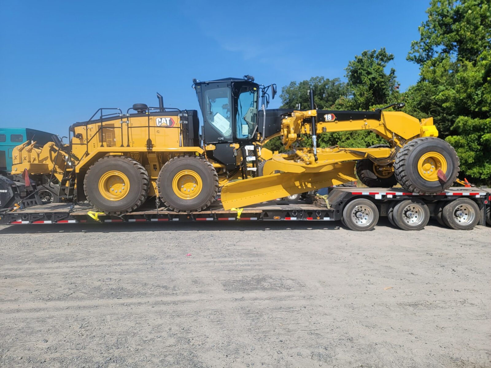 Conestoga, flatbed & RGN specialized freight